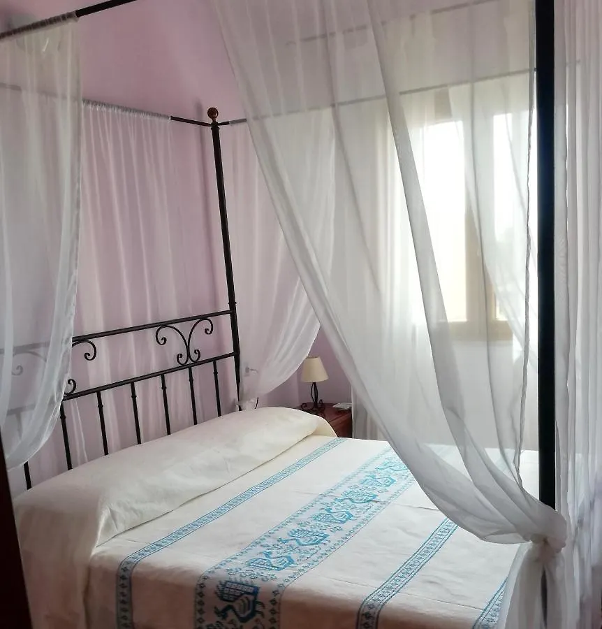 Donna Violante Porto Corallo Affittacamere Villaputzu Guest house